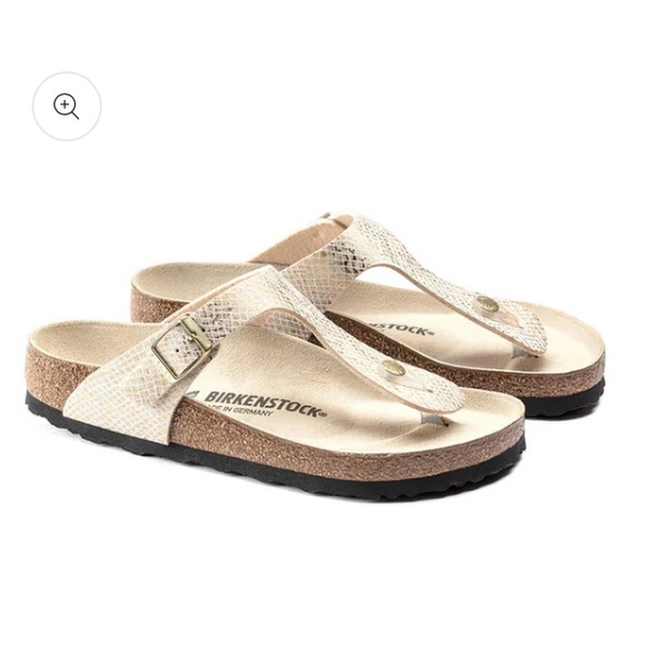 Birkenstock Gizeh Shinny Python Eggshell Textured Sandals. - Picture 1 of 11